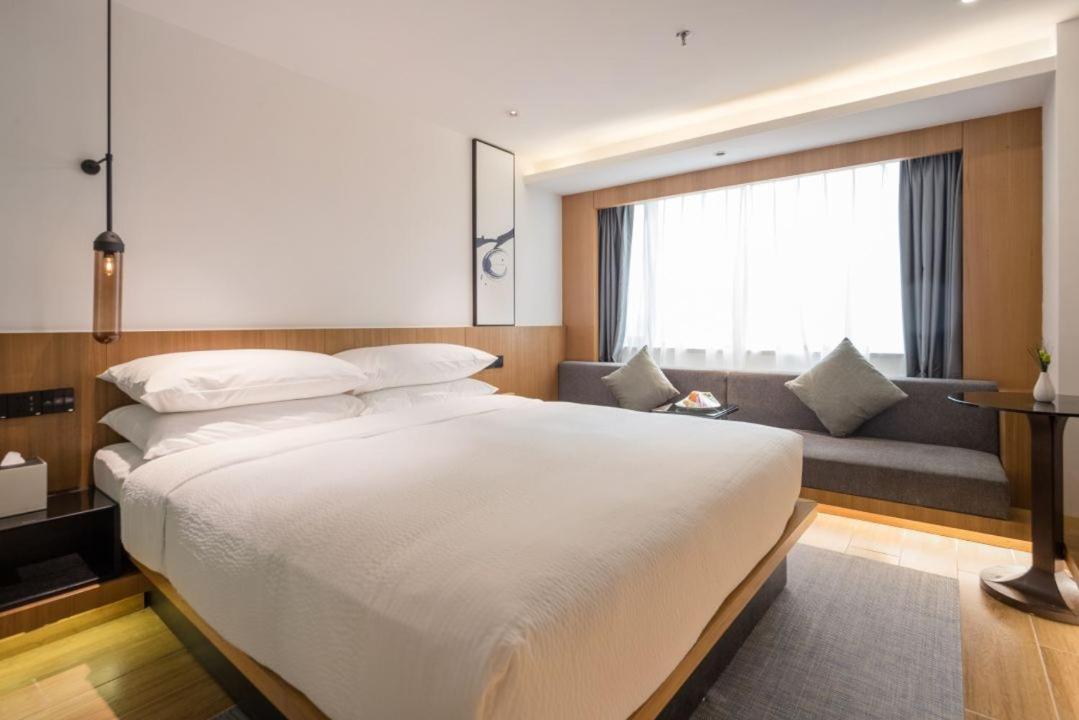 Fairfield By Marriott Guangzhou Tianhe Park Hotell Exteriör bild